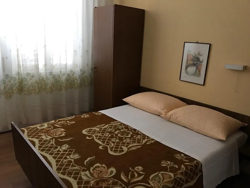 Guesthouse Mimas Rab Town